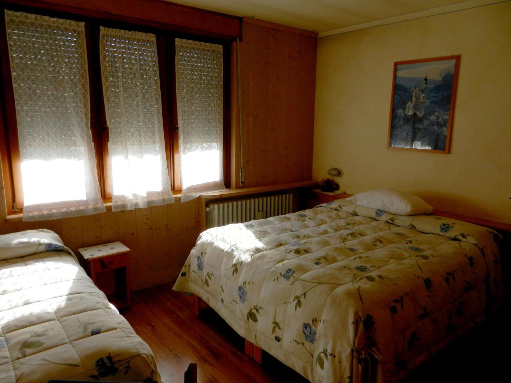 בורמיו Albergo Adele מראה חיצוני תמונה