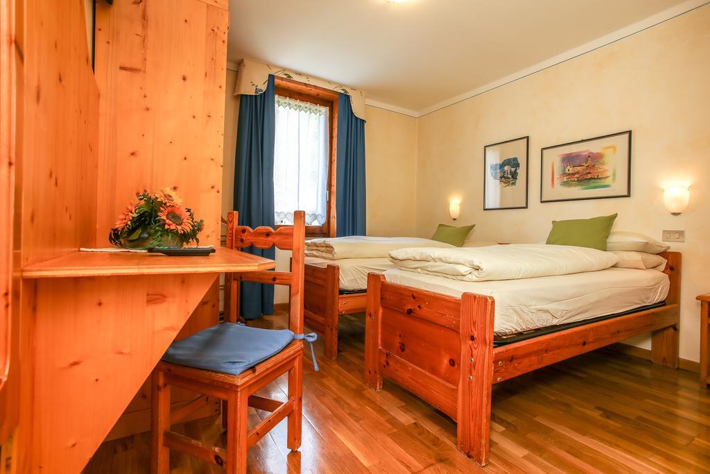 בורמיו Albergo Adele מראה חיצוני תמונה