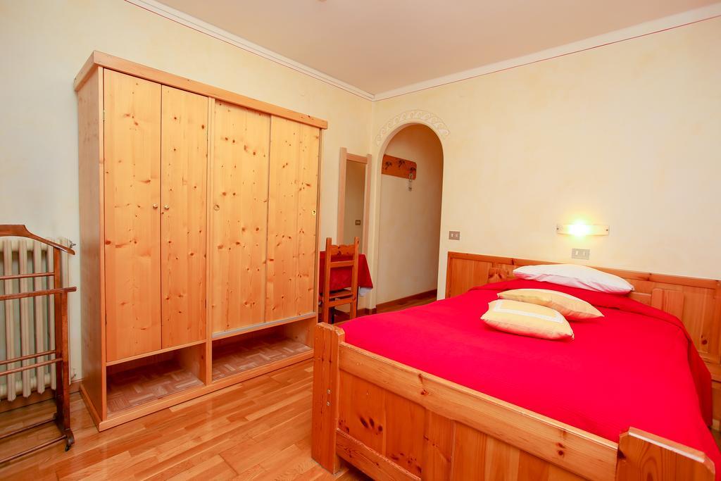 בורמיו Albergo Adele מראה חיצוני תמונה